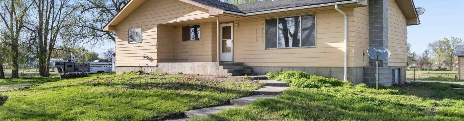 Van Giesen, Richland, Washington 99354, 3 Bedrooms Bedrooms, ,2 BathroomsBathrooms,For Sale,Van Giesen,283106