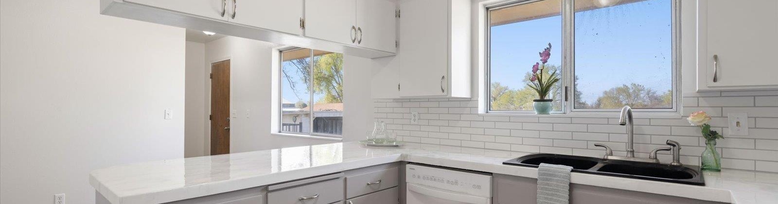 Van Giesen, Richland, Washington 99354, 3 Bedrooms Bedrooms, ,2 BathroomsBathrooms,For Sale,Van Giesen,283106