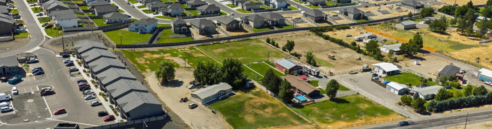 Van Giesen St, West Richland, Washington 99353, 3 Bedrooms Bedrooms, ,2 BathroomsBathrooms,For Sale,Van Giesen St,285802