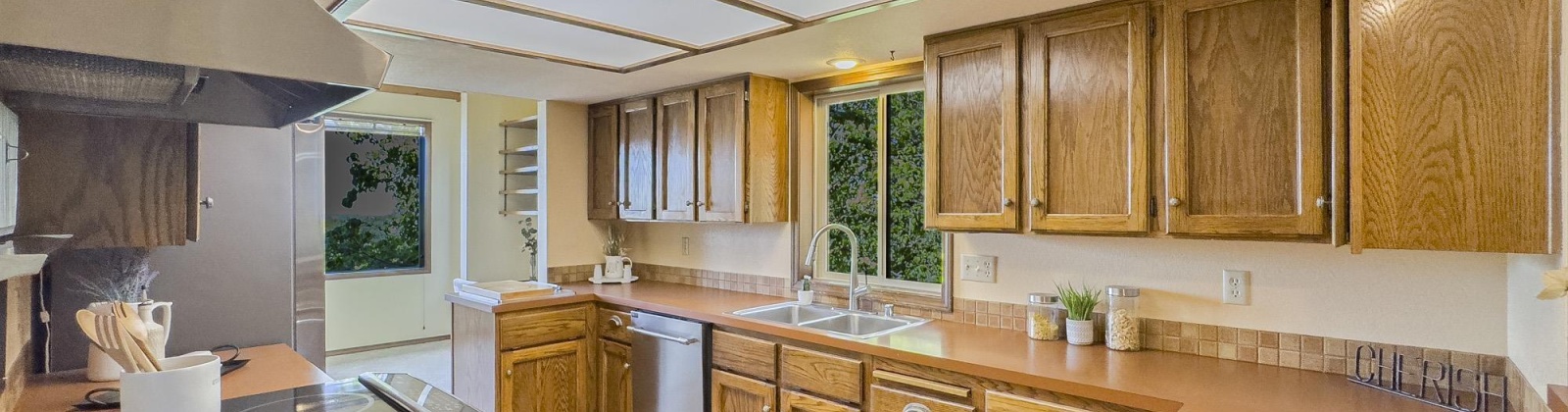Harrison Ct, Kennewick, Washington 99337, 4 Bedrooms Bedrooms, ,4 BathroomsBathrooms,For Sale,Harrison Ct,285801