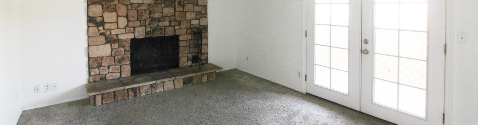 1st Avenue, Kennewick, Washington 99336, 2 Bedrooms Bedrooms, ,1 BathroomBathrooms,Multi-family,For Rent,1st Avenue,285831