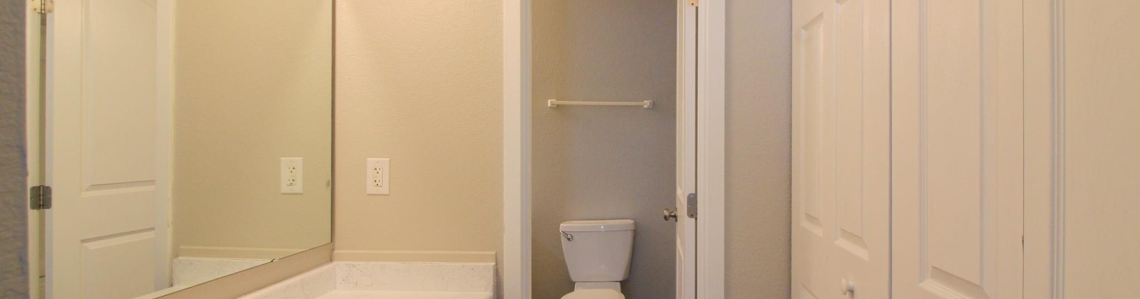 Kennewick Avenue, Kennewick, Washington 99336, 2 Bedrooms Bedrooms, ,1 BathroomBathrooms,For Rent,Kennewick Avenue,285828