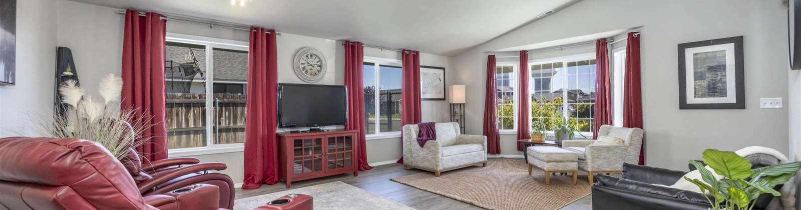 Montague Lane, Pasco, Washington 99301, 3 Bedrooms Bedrooms, ,2 BathroomsBathrooms,For Sale,Montague Lane,285830