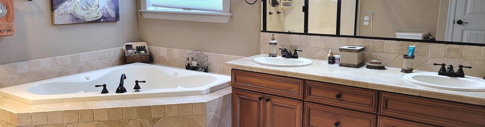 Golden Drive, Richland, Washington 99352, 4 Bedrooms Bedrooms, ,3 BathroomsBathrooms,For Rent,Golden Drive,285822