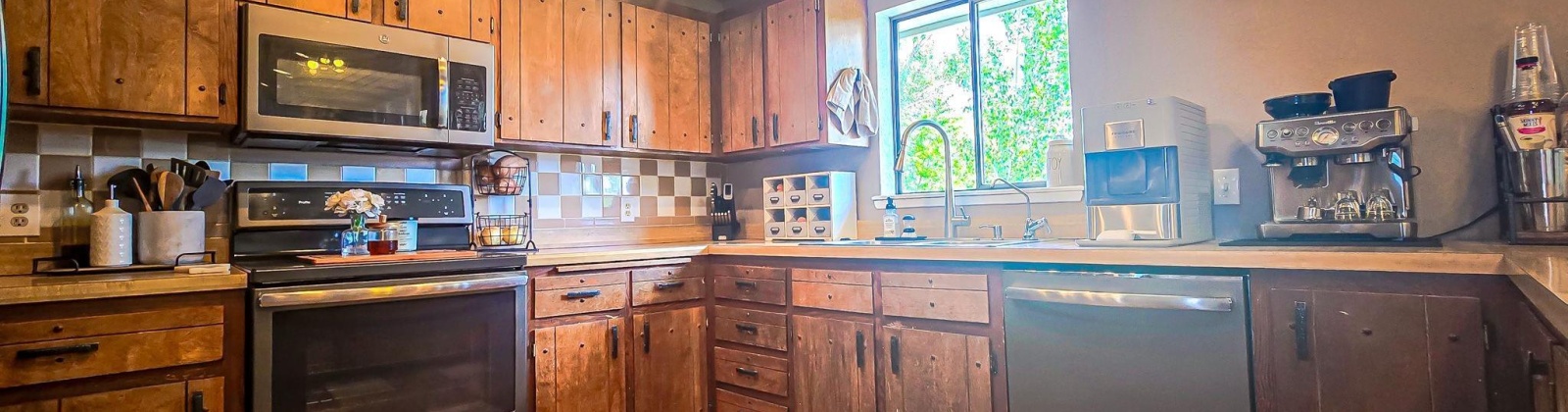 Lancaster, Selah, Washington 98942, 3 Bedrooms Bedrooms, ,3 BathroomsBathrooms,For Sale,Lancaster,285819