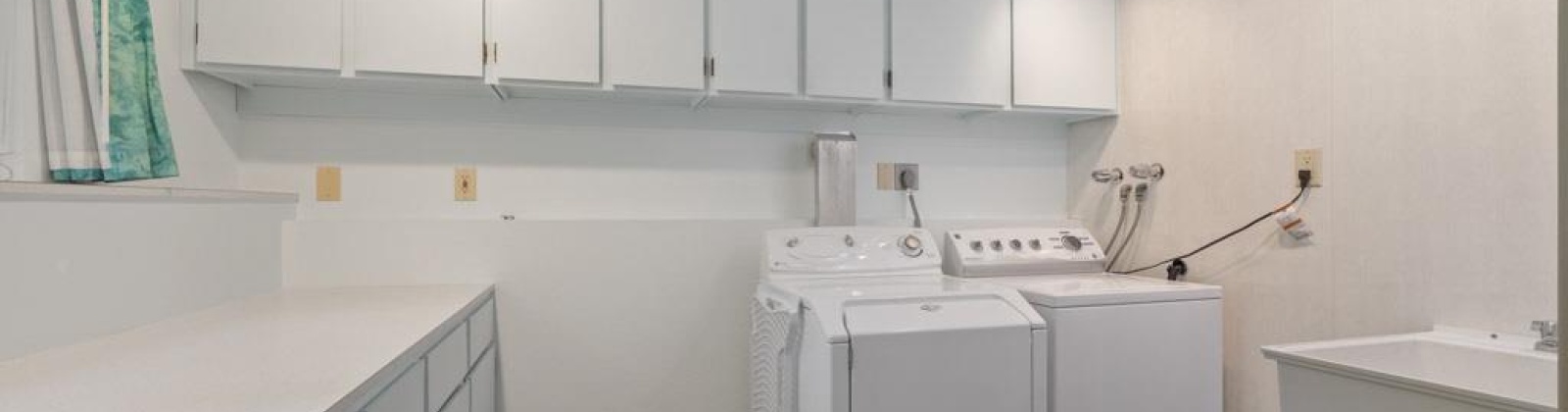 Leland Dr, Pullman, Washington 99163, 4 Bedrooms Bedrooms, ,3 BathroomsBathrooms,For Sale,Leland Dr,285398