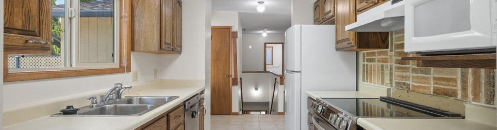 Leland Dr, Pullman, Washington 99163, 4 Bedrooms Bedrooms, ,3 BathroomsBathrooms,For Sale,Leland Dr,285398