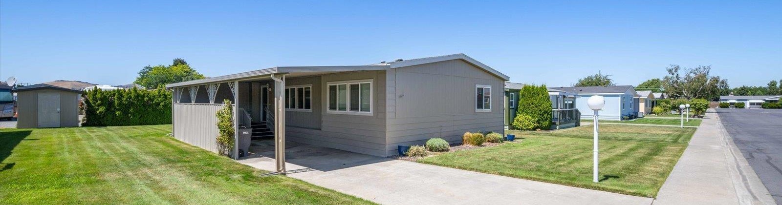 Columbia Center Blvd, Kennewick, Washington 99336, 3 Bedrooms Bedrooms, 0 ,2 BathroomsBathrooms,Manufactured Homes,For Sale,Columbia Center Blvd,0,285850