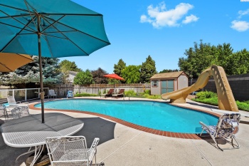 16th Ave, Kennewick, Washington 99338, 3 Bedrooms Bedrooms, ,3 BathroomsBathrooms,For Sale,16th Ave,285851