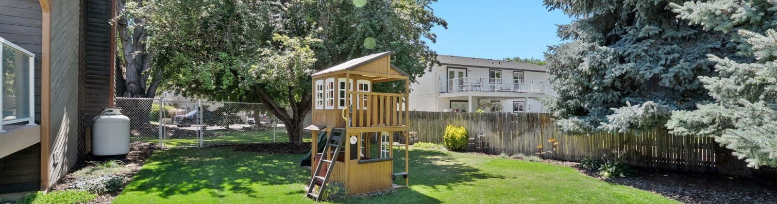 16th Ave, Kennewick, Washington 99338, 3 Bedrooms Bedrooms, 0 ,3 BathroomsBathrooms,Houses,For Sale,16th Ave,0,285851