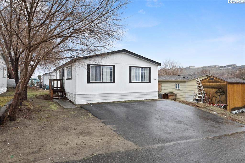 Buckwheat Court, West Richland, Washington 99353, 2 Bedrooms Bedrooms, 0 ,1 BathroomBathrooms,Manufactured Homes,For Sale,Buckwheat Court,0,285867