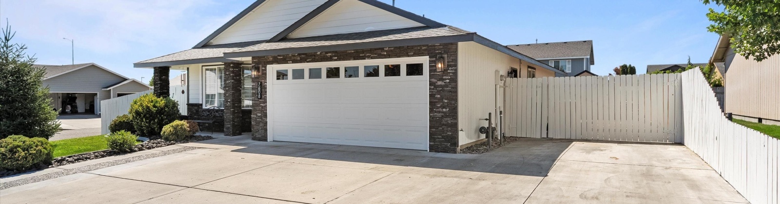 Savary Dr, Pasco, Washington 99301, 3 Bedrooms Bedrooms, ,2 BathroomsBathrooms,For Sale,Savary Dr,285886
