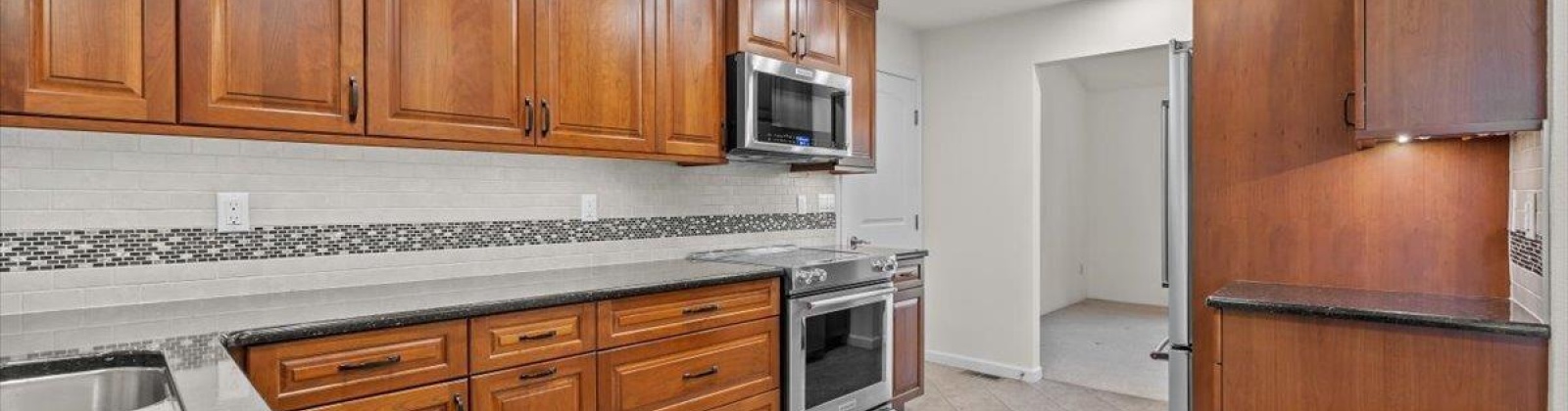 Newport, Kennewick, Washington 99337, 6 Bedrooms Bedrooms, ,3 BathroomsBathrooms,For Sale,Newport,285885