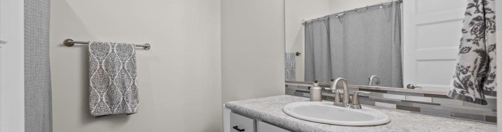 Cowlitz Blvd, Richland, Washington 99352, 3 Bedrooms Bedrooms, ,2 BathroomsBathrooms,For Sale,Cowlitz Blvd,285884