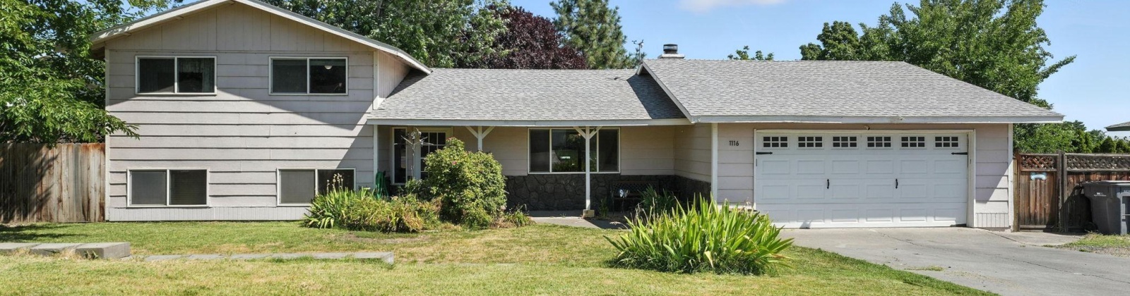 16th Pl, Kennewick, Washington 99337, 4 Bedrooms Bedrooms, ,3 BathroomsBathrooms,For Sale,16th Pl,285878