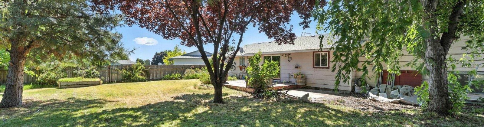 16th Pl, Kennewick, Washington 99337, 4 Bedrooms Bedrooms, ,3 BathroomsBathrooms,For Sale,16th Pl,285878