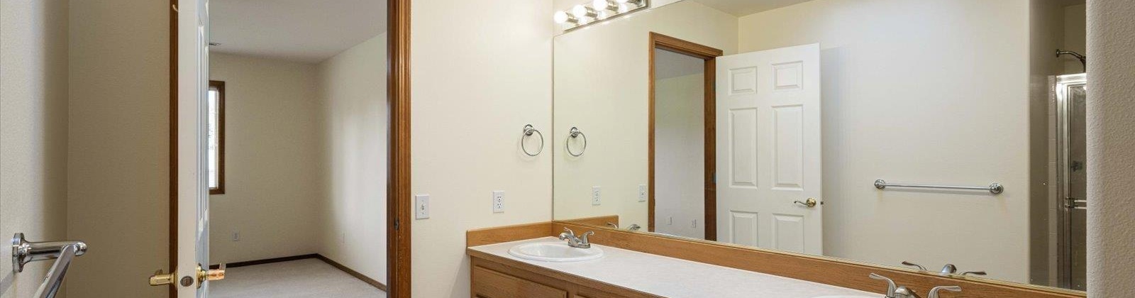 Mount Saint Helens Ct, West Richland, Washington 99353, 3 Bedrooms Bedrooms, ,3 BathroomsBathrooms,For Sale,Mount Saint Helens Ct,285879