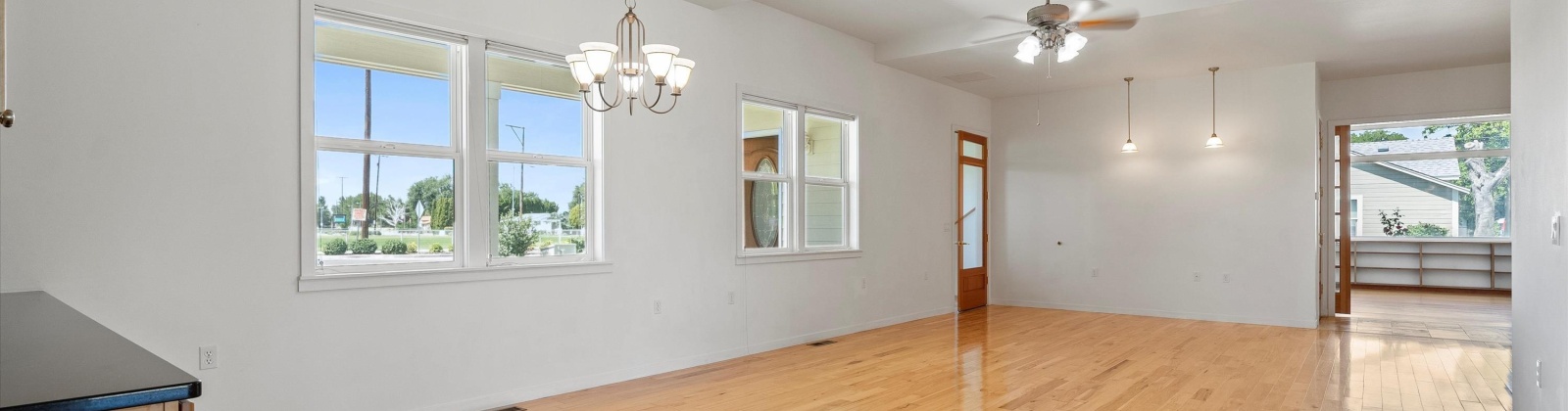 Cascade St, Kennewick, Washington 99337, 2 Bedrooms Bedrooms, ,3 BathroomsBathrooms,For Sale,Cascade St,285881
