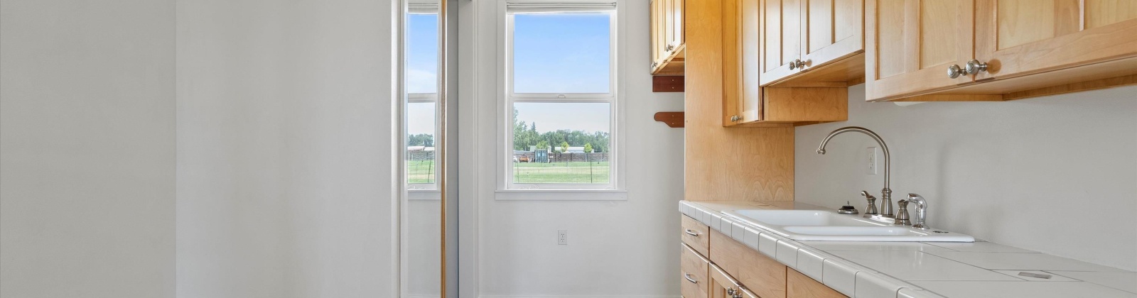 Cascade St, Kennewick, Washington 99337, 2 Bedrooms Bedrooms, ,3 BathroomsBathrooms,For Sale,Cascade St,285881