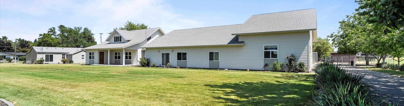 Cascade St, Kennewick, Washington 99337, 2 Bedrooms Bedrooms, ,3 BathroomsBathrooms,For Sale,Cascade St,285881