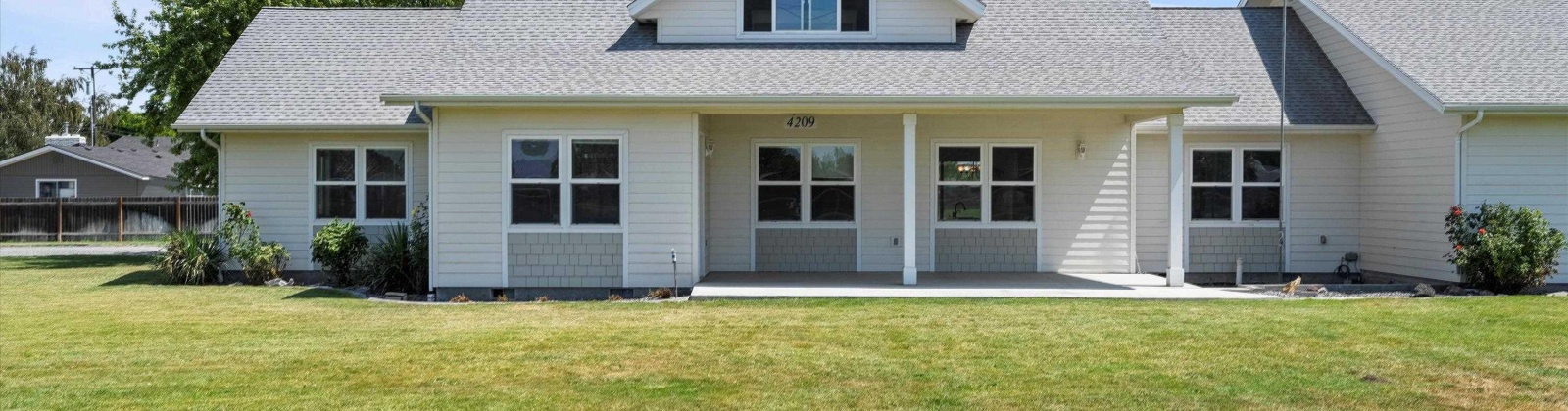 Cascade St, Kennewick, Washington 99337, 2 Bedrooms Bedrooms, ,3 BathroomsBathrooms,For Sale,Cascade St,285881