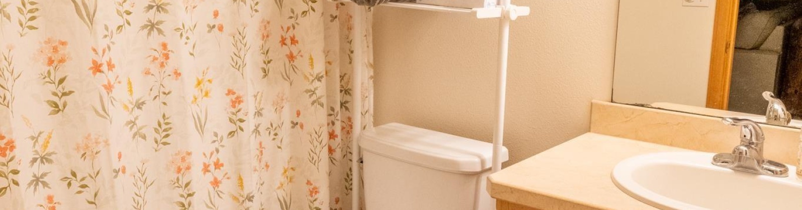 Desert Cove, Prosser, Washington 99350-0, 5 Bedrooms Bedrooms, ,3 BathroomsBathrooms,For Sale,Desert Cove,285883