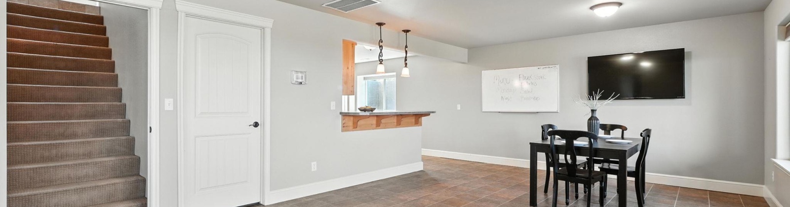 Desert Cove, Prosser, Washington 99350, 4 Bedrooms Bedrooms, ,3 BathroomsBathrooms,For Sale,Desert Cove,285882