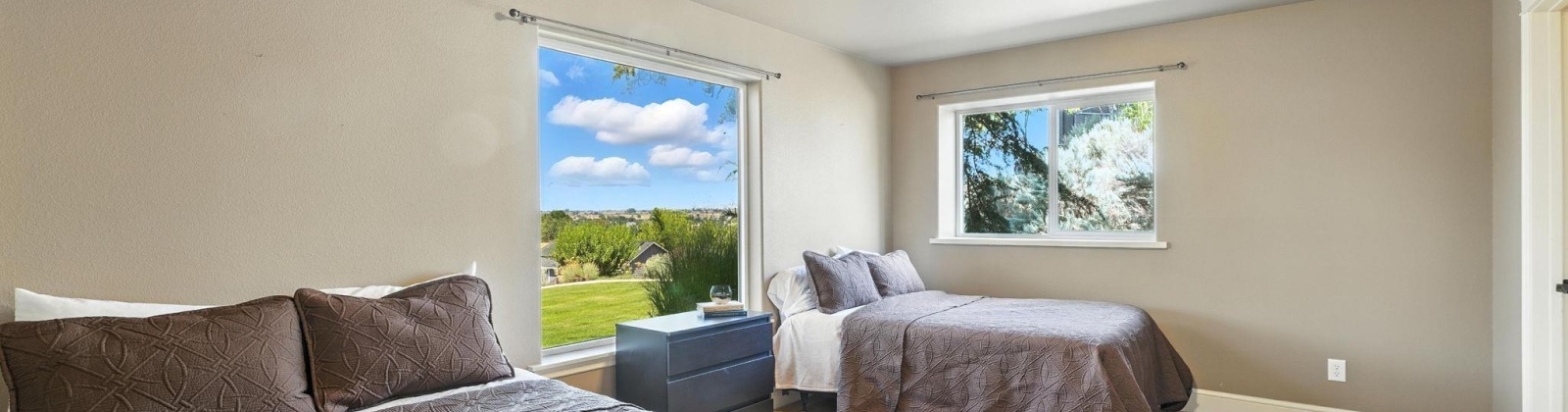 Desert Cove, Prosser, Washington 99350, 4 Bedrooms Bedrooms, ,3 BathroomsBathrooms,For Sale,Desert Cove,285882