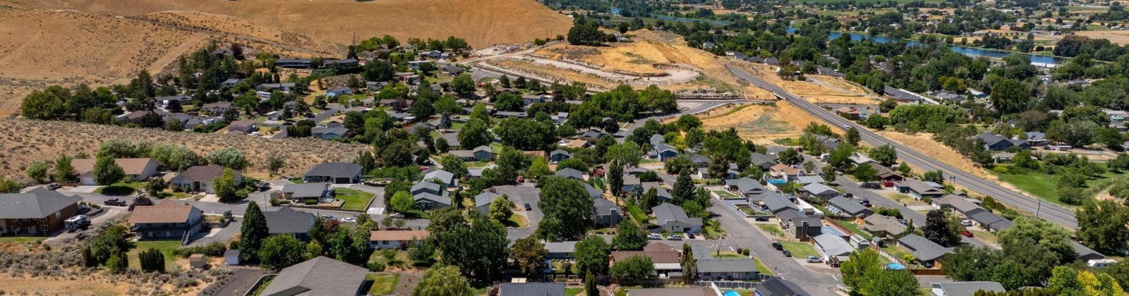 Desert Cove, Prosser, Washington 99350, 4 Bedrooms Bedrooms, ,3 BathroomsBathrooms,For Sale,Desert Cove,285882