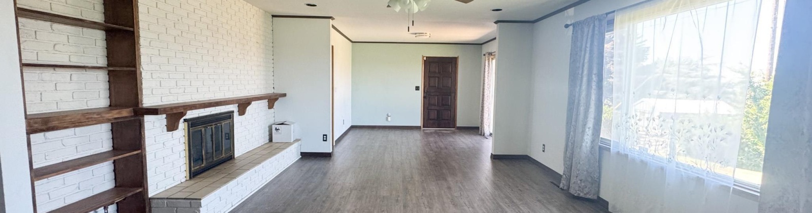 Grandview Ave., Sunnyside, Washington 98944, 4 Bedrooms Bedrooms, 0 ,3 BathroomsBathrooms,Houses,For Sale,Grandview Ave.,0,285898