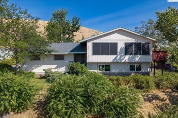 Demoss Rd, Benton City, Washington 99320, 3 Bedrooms Bedrooms, ,3 BathroomsBathrooms,For Sale,Demoss Rd,285894