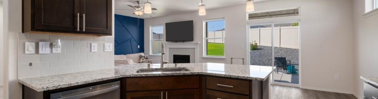 27th Ave, Kennewick, Washington 99338, 3 Bedrooms Bedrooms, ,2 BathroomsBathrooms,For Sale,27th Ave,285893