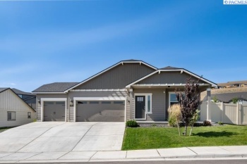27th Ave, Kennewick, Washington 99338, 3 Bedrooms Bedrooms, ,2 BathroomsBathrooms,For Sale,27th Ave,285893