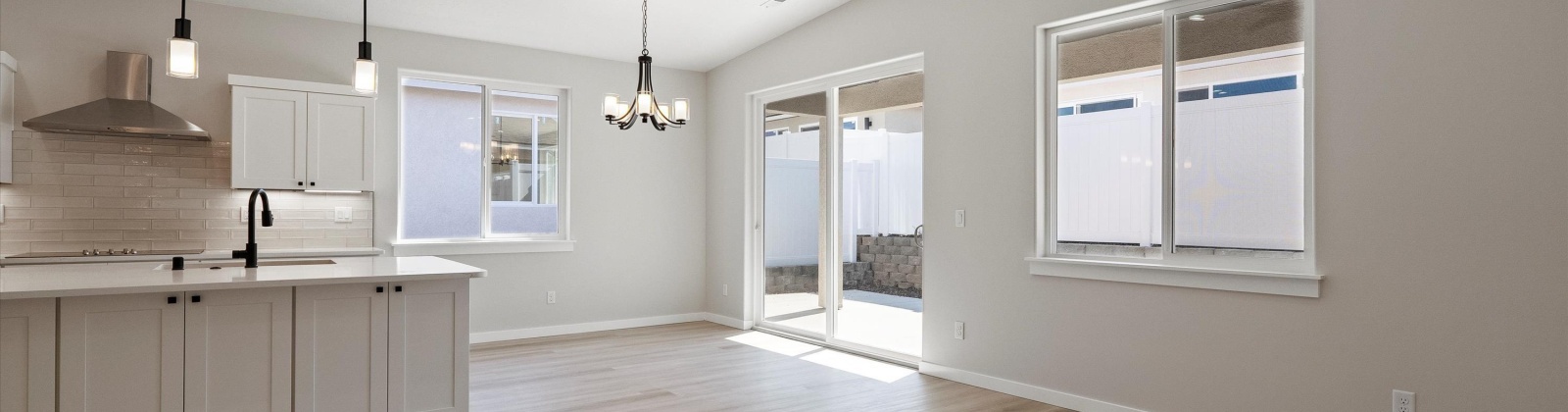 Kalani Ct, West Richland, Washington 99353, 3 Bedrooms Bedrooms, 0 ,2 BathroomsBathrooms,Condos/townhomes,For Sale,Kalani Ct,0,285919