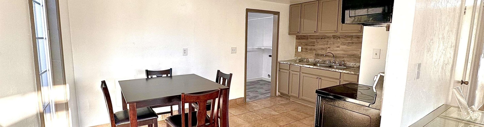 17th Ave, Pasco, Washington 99301, 4 Bedrooms Bedrooms, ,1 BathroomBathrooms,For Sale,17th Ave,285905