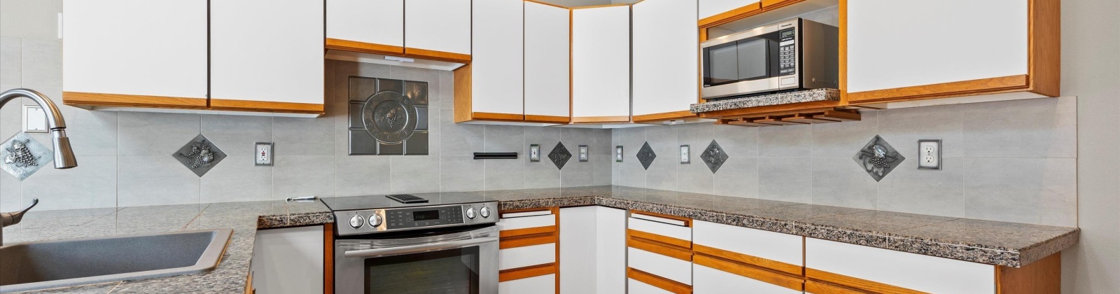 Fairway Dr, Richland, Washington 99352, 3 Bedrooms Bedrooms, 0 ,3 BathroomsBathrooms,Condos/townhomes,For Sale,Fairway Dr,0,285912