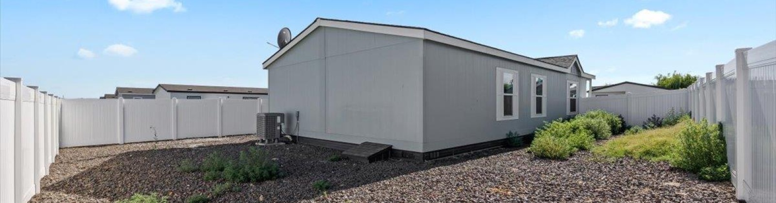 Edison, Sunnyside, Washington 98944, 3 Bedrooms Bedrooms, ,2 BathroomsBathrooms,For Sale,Edison,285947