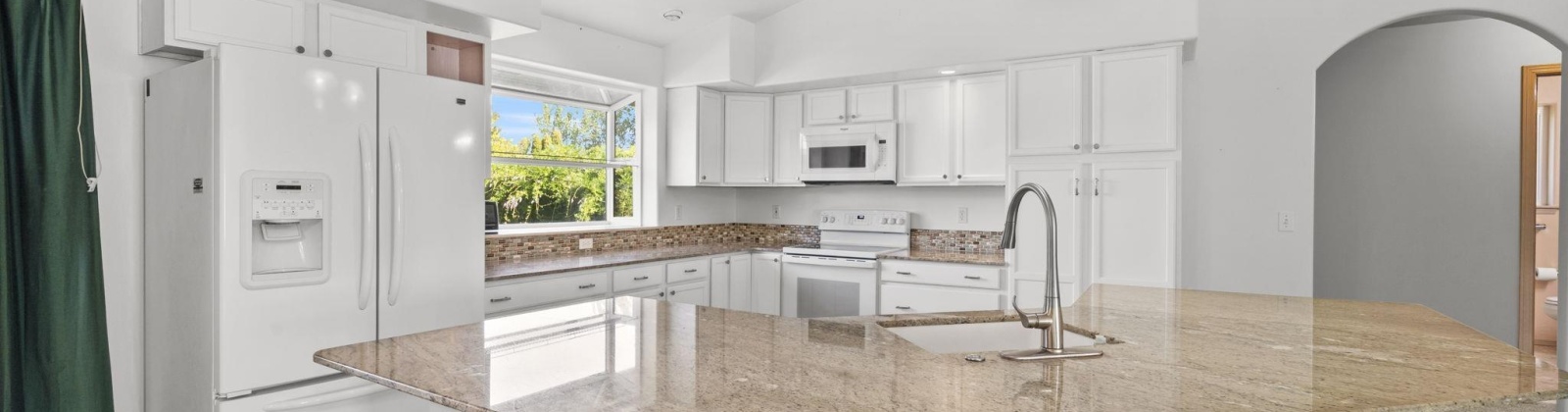 Scottland Ct, West Richland, Washington 99353, 3 Bedrooms Bedrooms, 0 ,2 BathroomsBathrooms,Houses,For Sale,Scottland Ct,0,285935