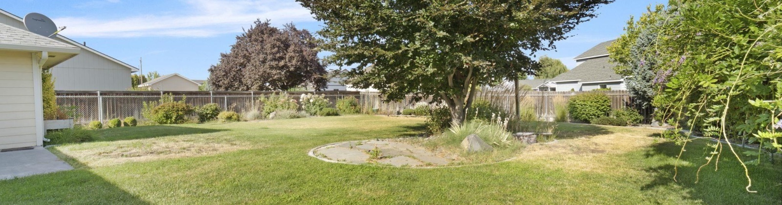 Scottland Ct, West Richland, Washington 99353, 3 Bedrooms Bedrooms, 0 ,2 BathroomsBathrooms,Houses,For Sale,Scottland Ct,0,285935