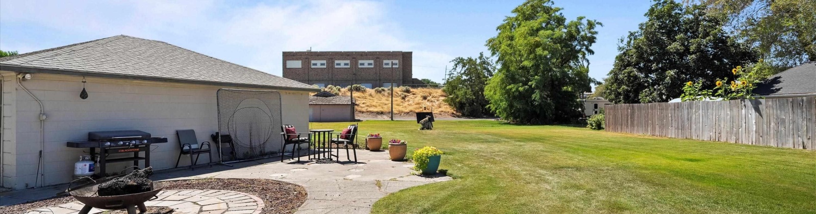 Borah St., Connell, Washington 99326, 6 Bedrooms Bedrooms, 0 ,4 BathroomsBathrooms,Houses,For Sale,Borah St.,0,285932