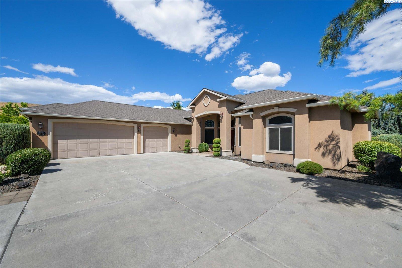 Rachel Rd, Kennewick, Washington 99338-8316, 4 Bedrooms Bedrooms, 0 ,3 BathroomsBathrooms,Houses,For Sale,Rachel Rd,0,285930