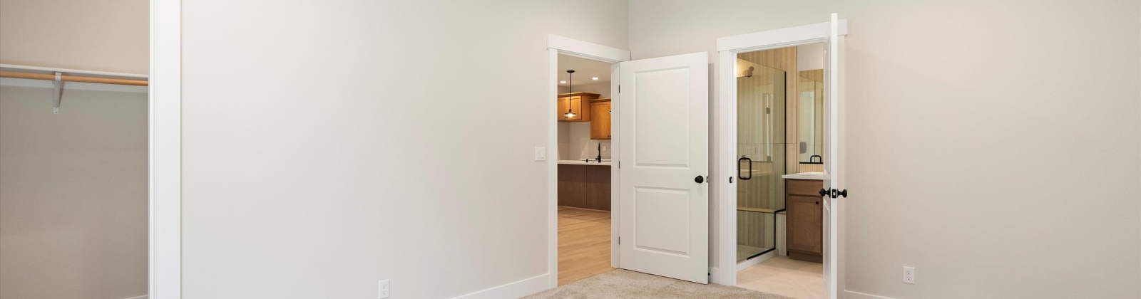 Sunray Ave, Richland, Washington 99352, 3 Bedrooms Bedrooms, 0 ,2 BathroomsBathrooms,Condos/townhomes,For Sale,Sunray Ave,0,285928