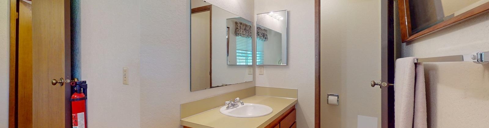 42nd Avenue, Kennewick, Washington 99337, 3 Bedrooms Bedrooms, ,2 BathroomsBathrooms,For Sale,42nd Avenue,285952