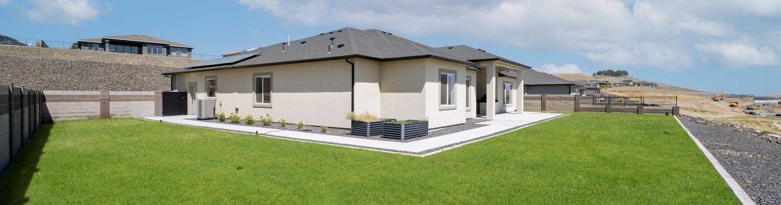 22nd Place, Kennewick, Washington 99338, 4 Bedrooms Bedrooms, ,3 BathroomsBathrooms,For Sale,22nd Place,285964