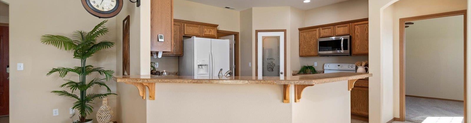 Way, Grandview, Washington 98930, 3 Bedrooms Bedrooms, ,2 BathroomsBathrooms,For Sale,Way,285960