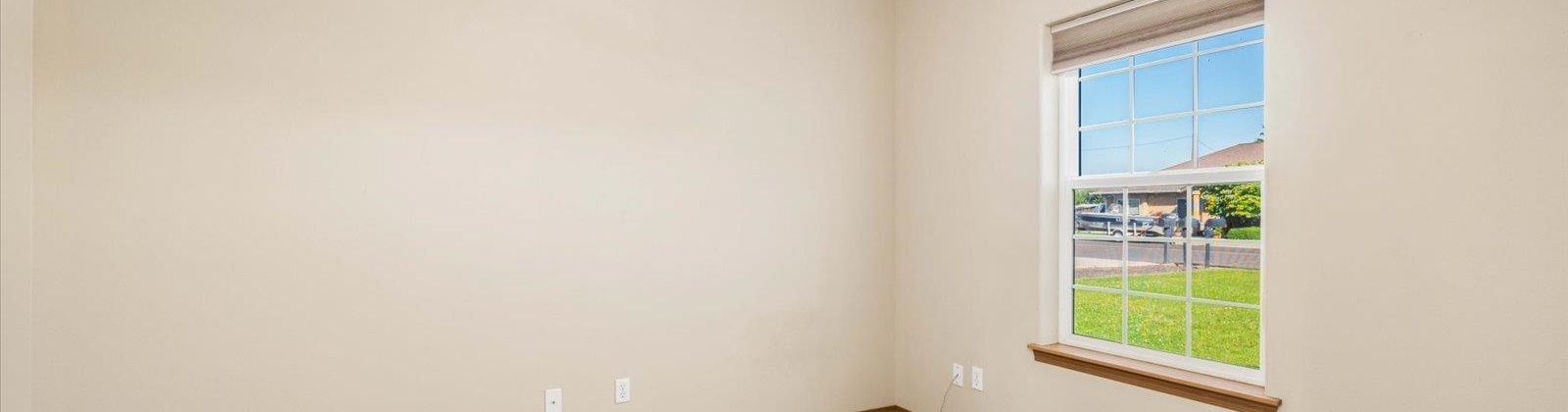 Way, Grandview, Washington 98930, 3 Bedrooms Bedrooms, ,2 BathroomsBathrooms,For Sale,Way,285960