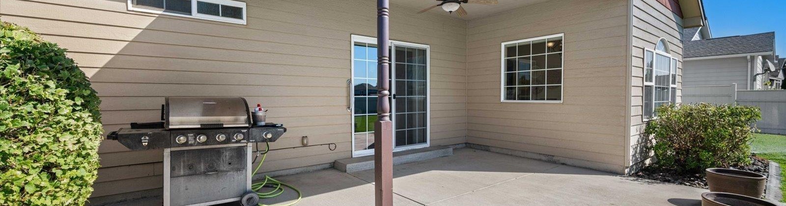 Way, Grandview, Washington 98930, 3 Bedrooms Bedrooms, ,2 BathroomsBathrooms,For Sale,Way,285960