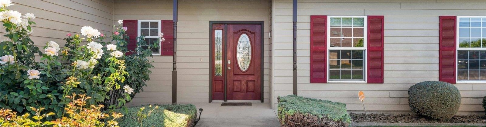 Way, Grandview, Washington 98930, 3 Bedrooms Bedrooms, ,2 BathroomsBathrooms,For Sale,Way,285960