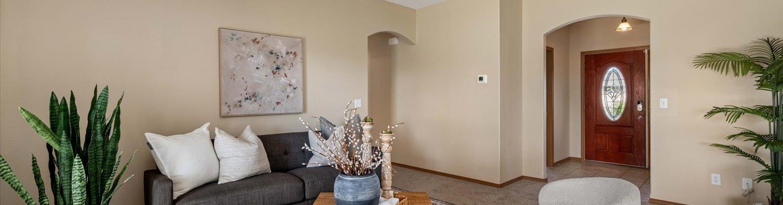 Way, Grandview, Washington 98930, 3 Bedrooms Bedrooms, ,2 BathroomsBathrooms,For Sale,Way,285960