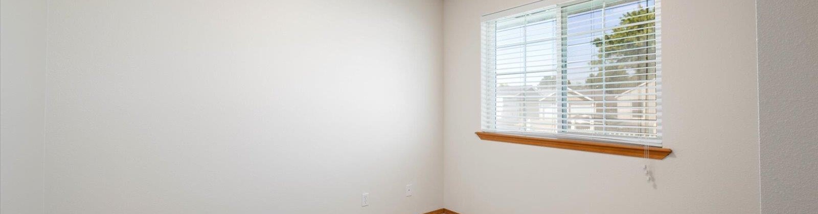4th Pl, Kennewick, Washington 99336, 3 Bedrooms Bedrooms, ,2 BathroomsBathrooms,For Sale,4th Pl,285963